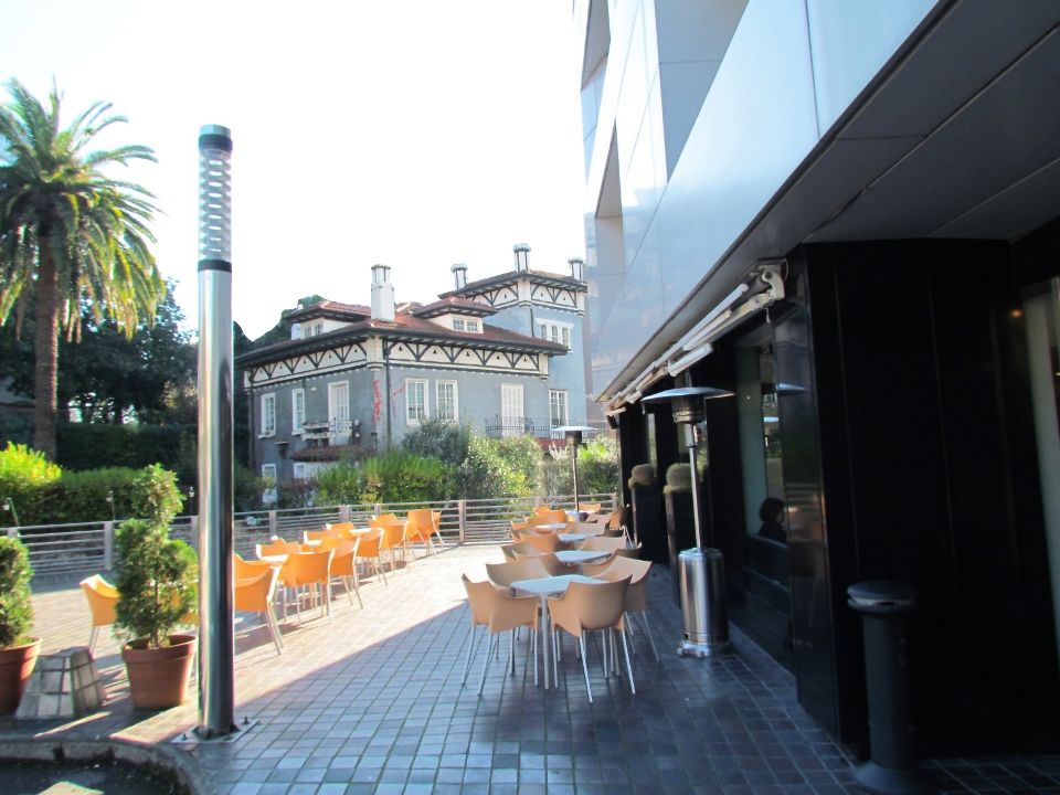 Occidental Bilbao Hotel Exterior photo